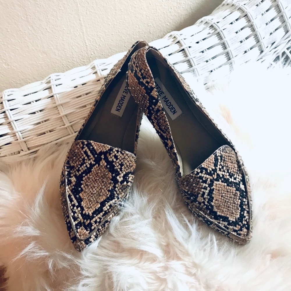 Steve Madden Beige Leopard Stud Shoes 7 New